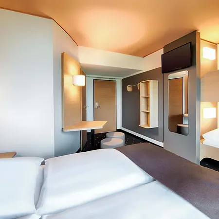 Rostock-hafen 酒店 3*