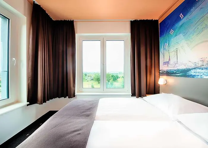 Hotel Rostock-hafen 3*